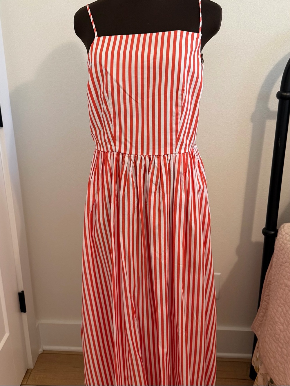 Summer sundress!  NWT size M - 8-10.